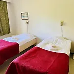 Rajaniemen Pappila מלון 3*
